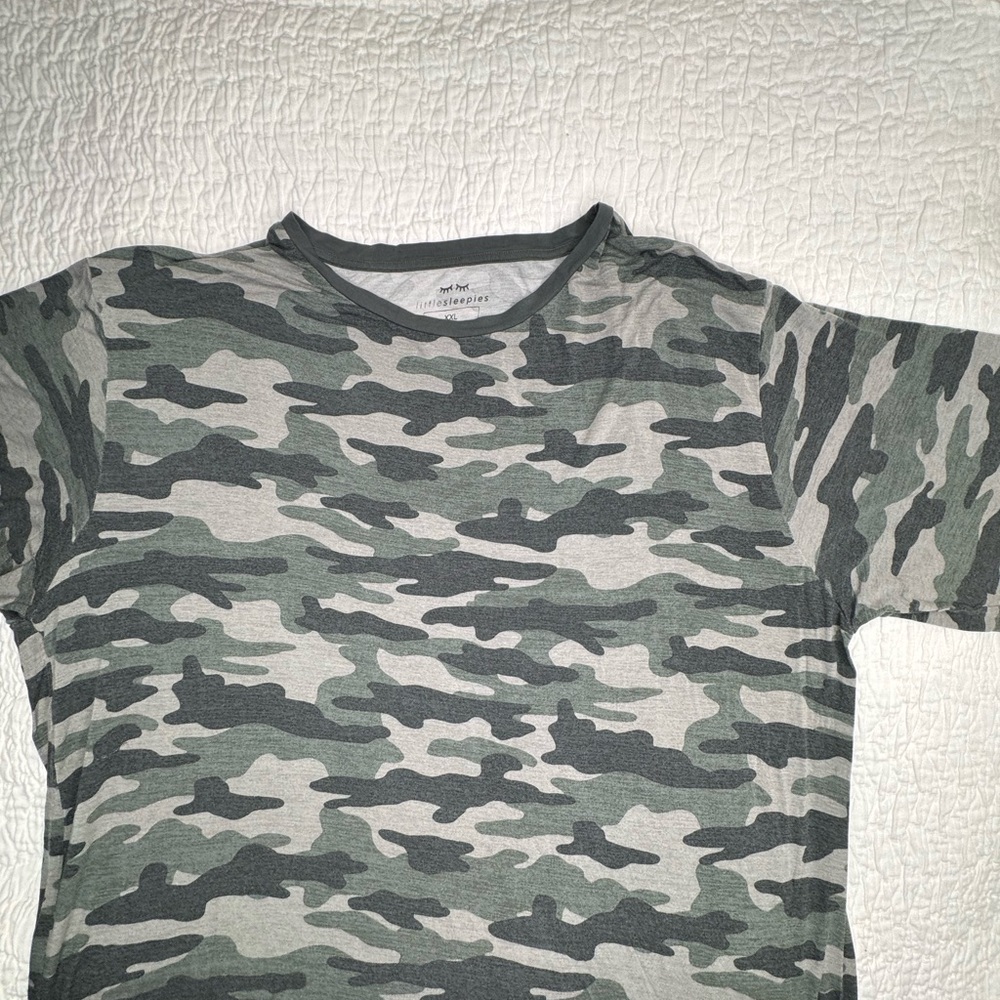 Little Sleepies Camo Top XXL